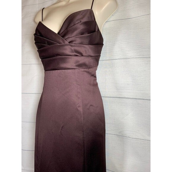 David's Bridal Sweetheart Neckline Mocha Formal Gown Dress- Size 10 - Picture 4 of 12
